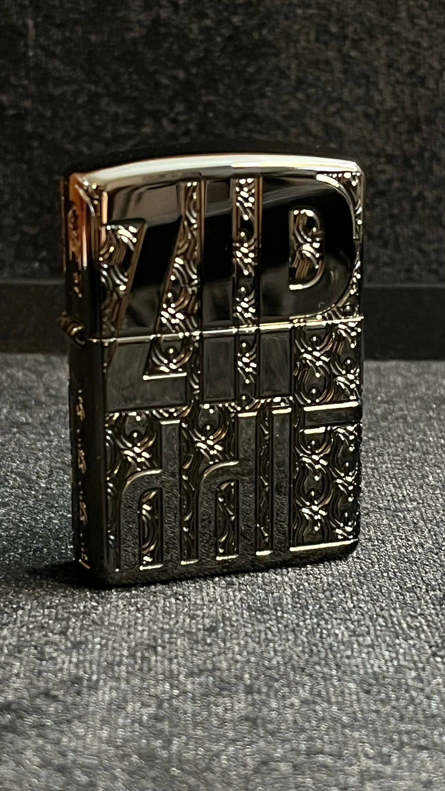 Bật lửa Zippo Multicut