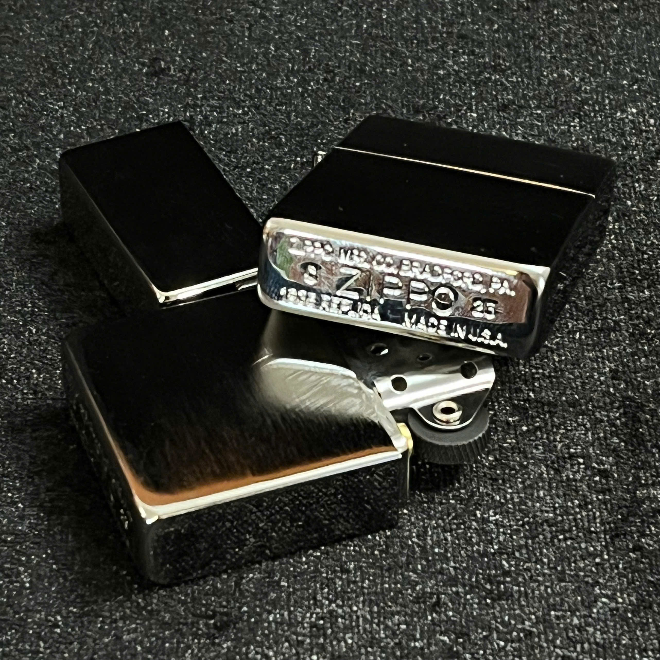 sử dụng bật lửa Zippo