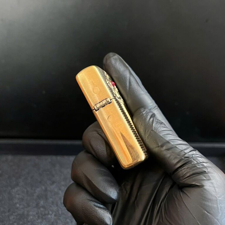 Bật lửa Zippo khắc bằng công nghệ laser (2)