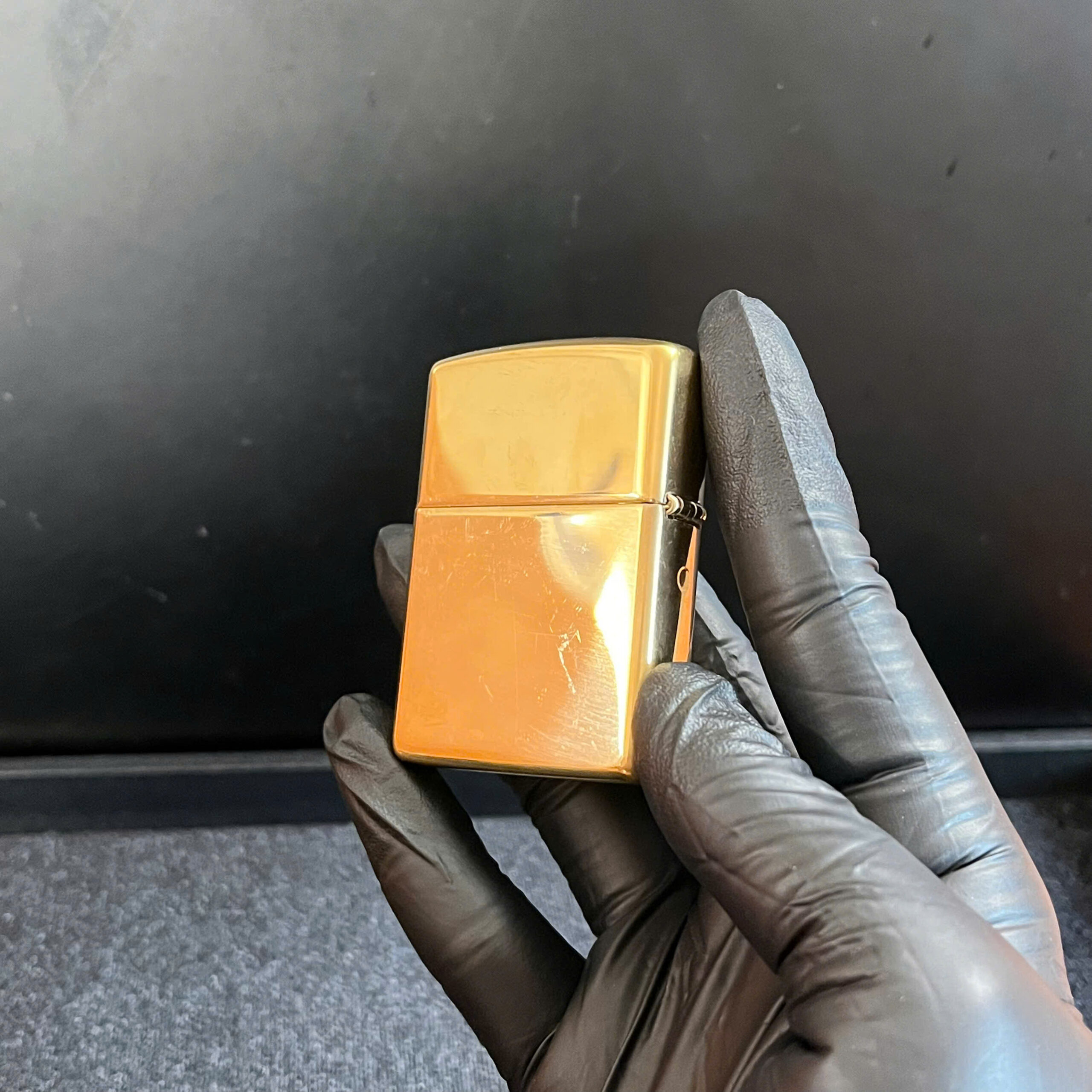 Bat lua Zippo khac bang cong nghe laser 3 scaled