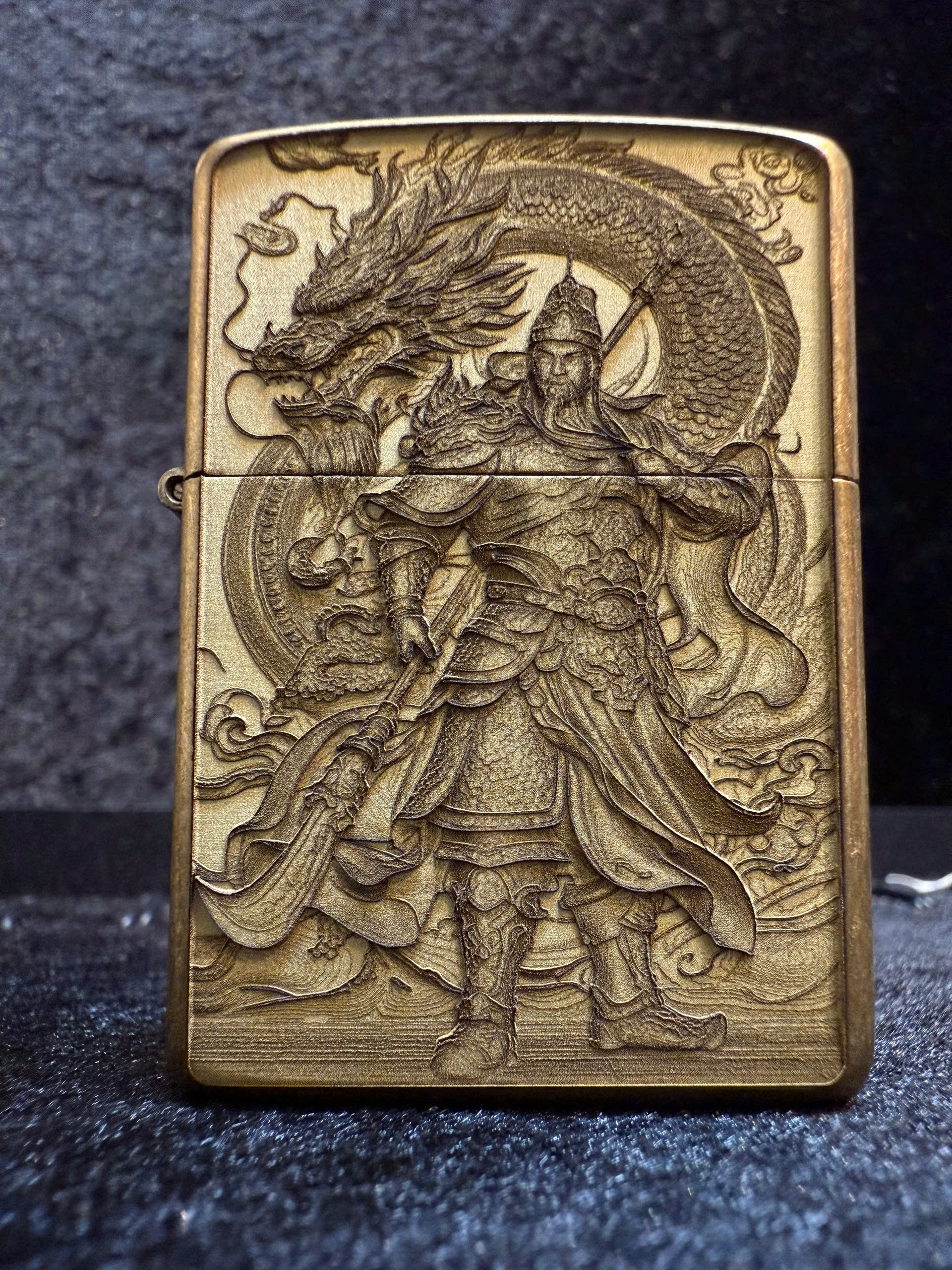 Bật lửa zippo có được mang lên máy bay không? 2 Bat lua zippo co duoc mang len may bay khong 3