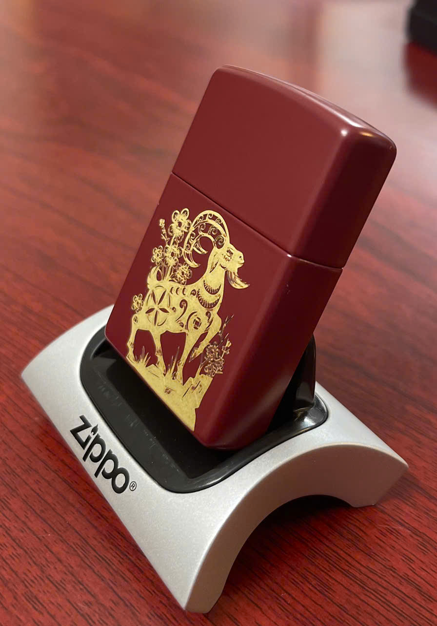 Những loại bật lửa zippo 12 con giáp được yêu thích nhất 26 bat lua zippo 12 con giap 2