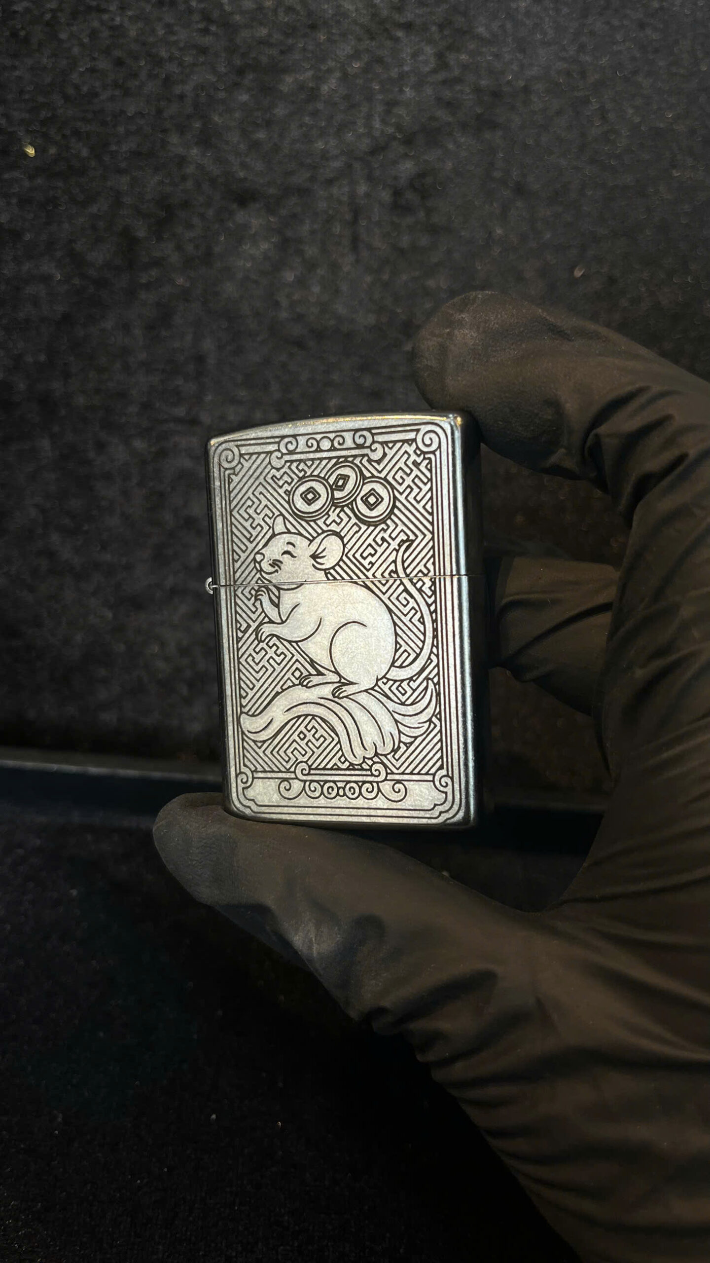 Những loại bật lửa zippo 12 con giáp được yêu thích nhất 2 bat lua zippo 12 con giap 35 scaled
