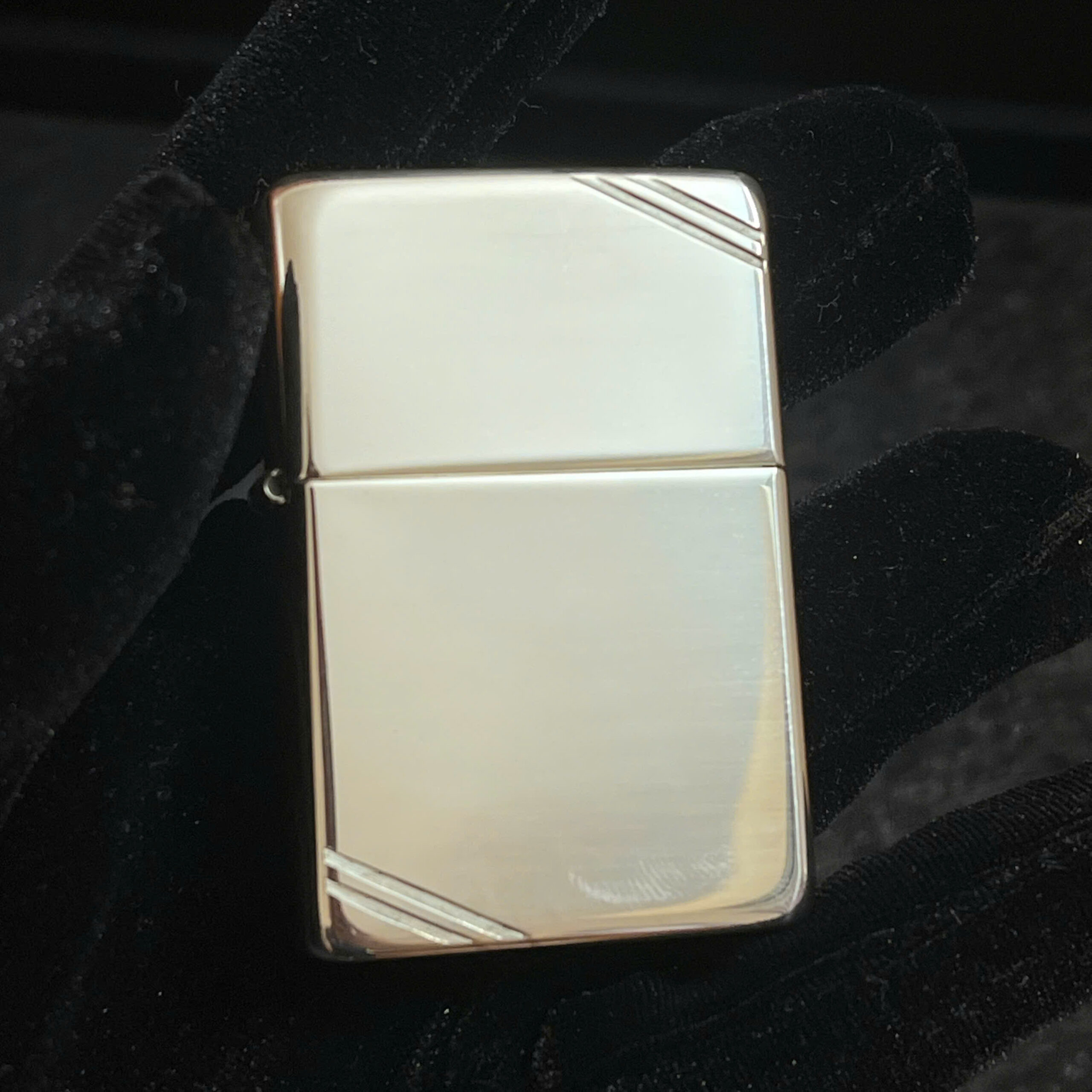 5 loại bật lửa zippo làm quà tặng làm người nhận xiêu lòng 18 Sterling Silver Vintage with Slashes 4 scaled
