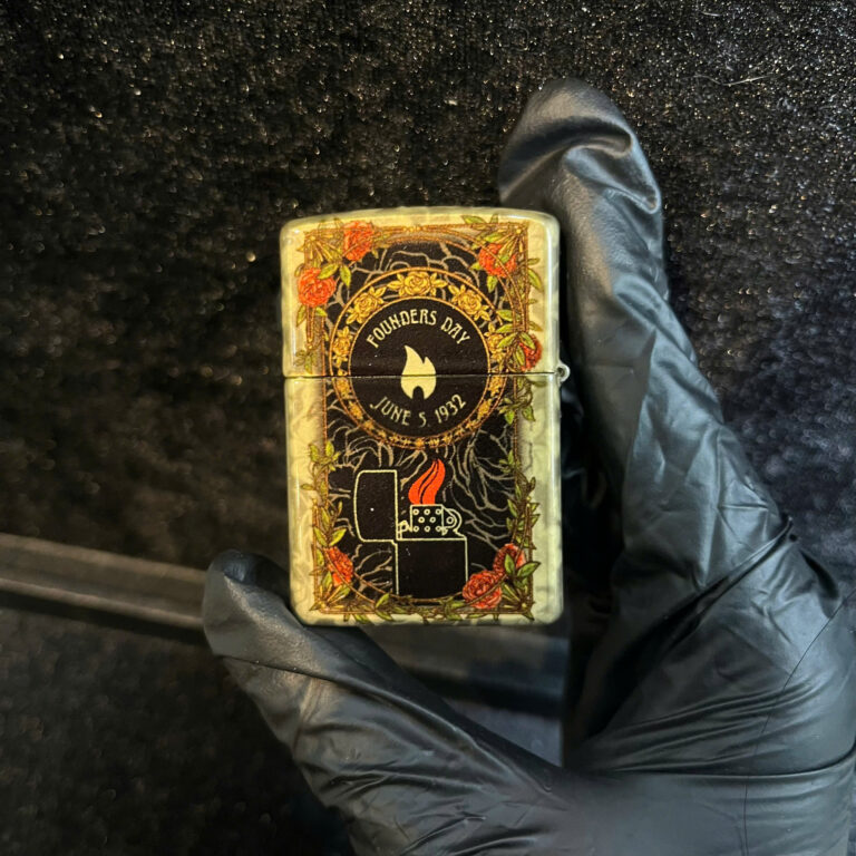 bật lửa Zippo mạ vàng (3)