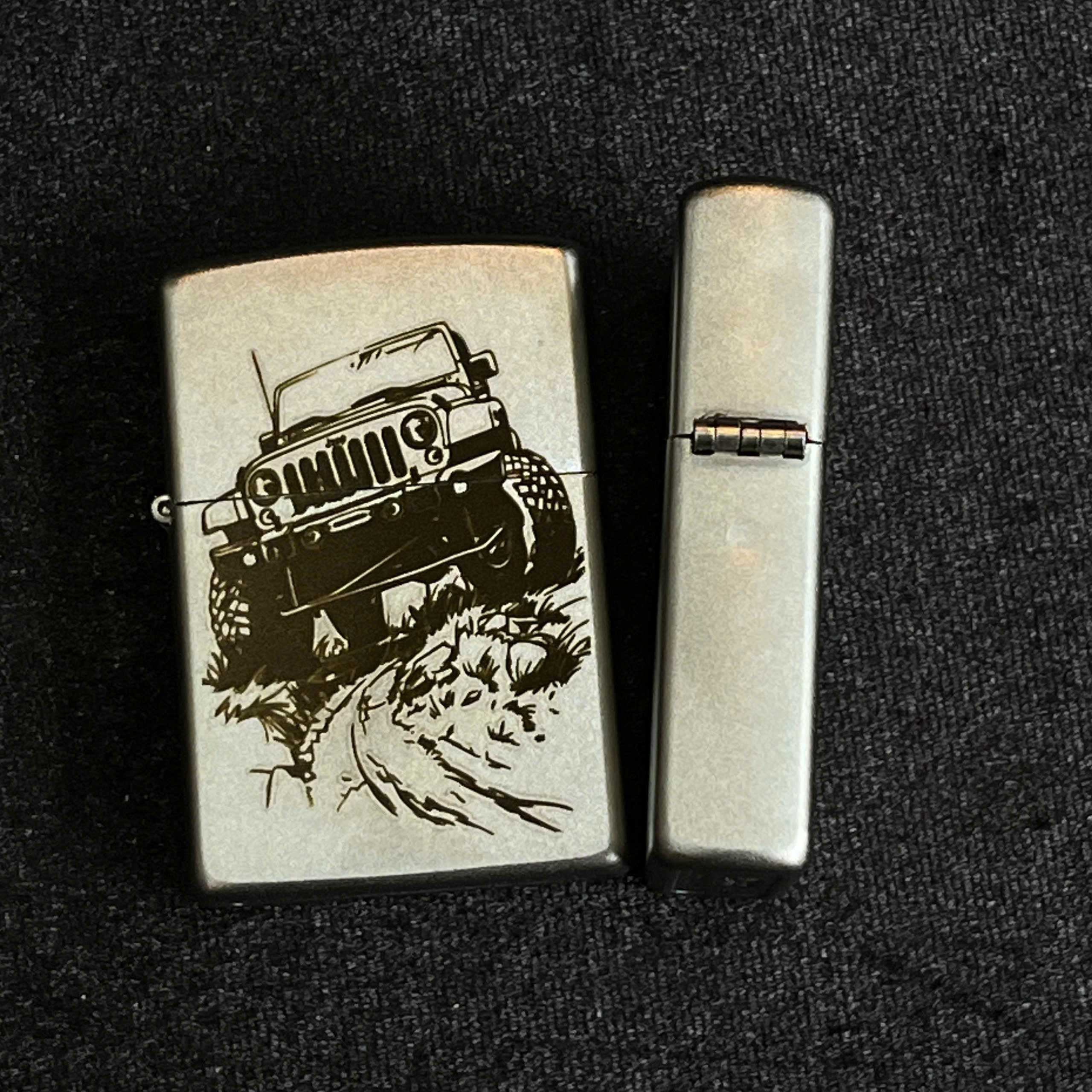 Top bật lửa zippo khắc chủ đề moto địa hình mẫu tại zippo9999 7 bat lua zippo khac chu de moto dia hinh 7