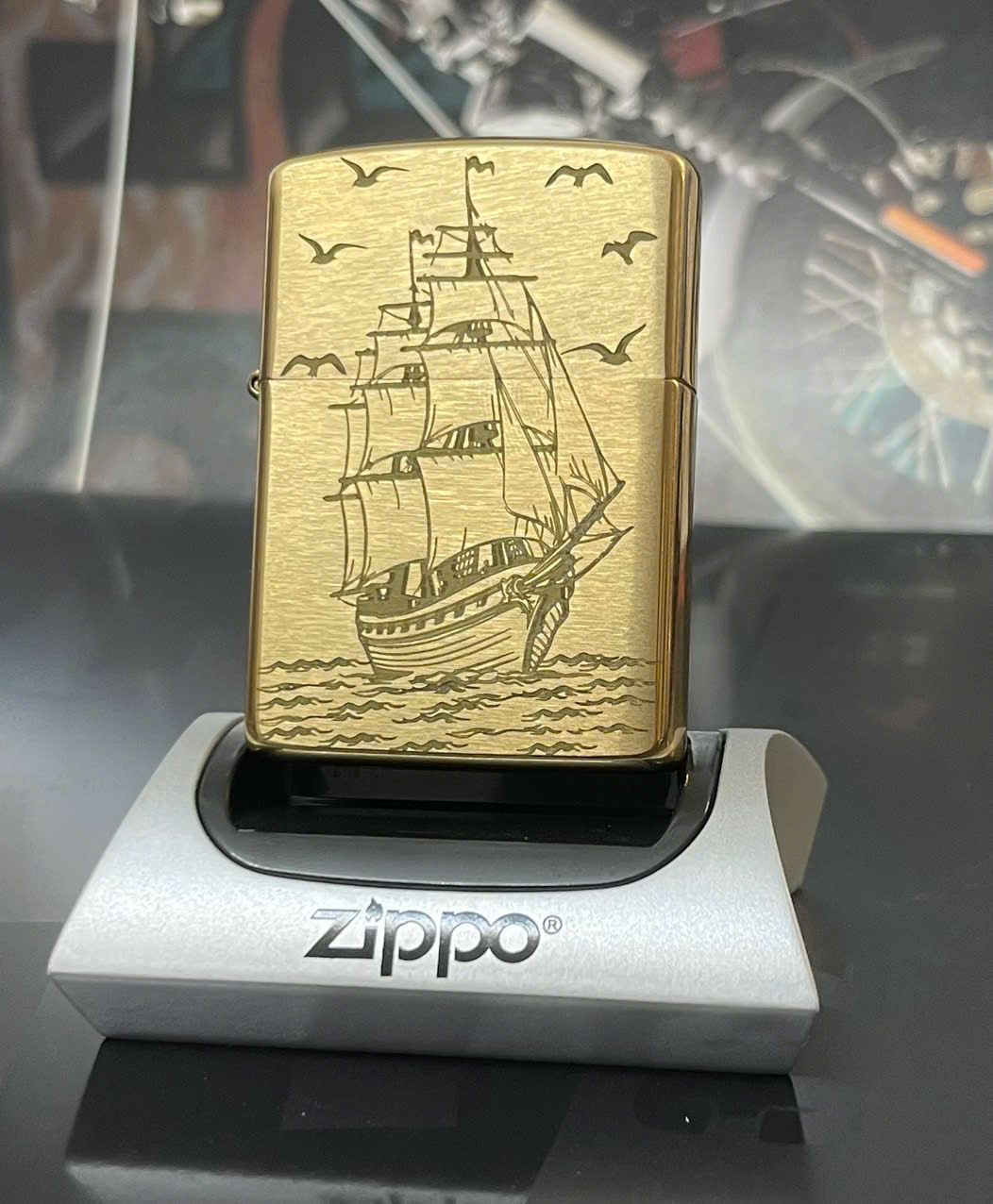 Ý nghĩa bật lửa zippo thuận buồm xuôi gió 9 bat lua zippo thuan buom xuoi gio 9