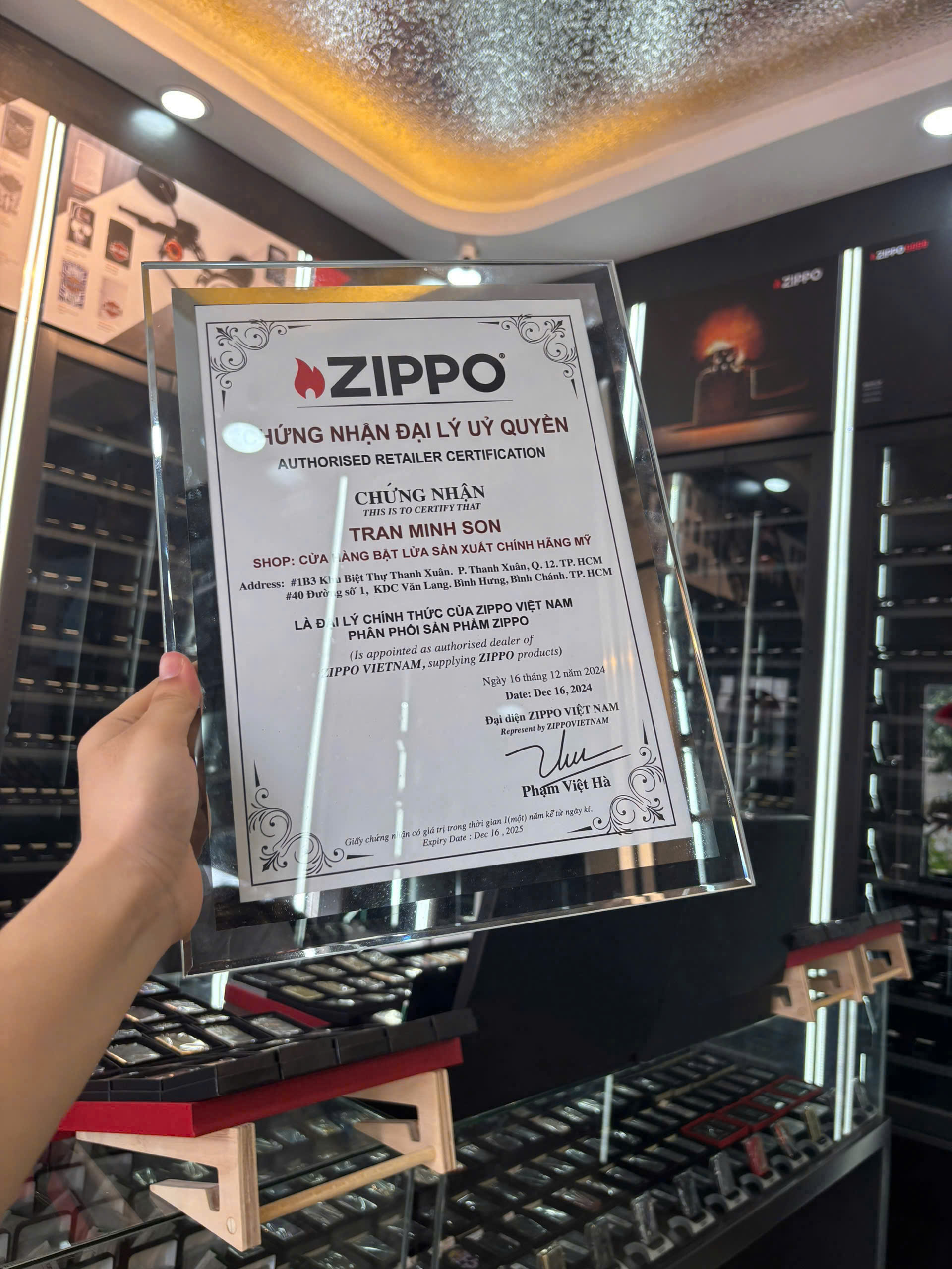 bat lua zippo slim chinh hang 2