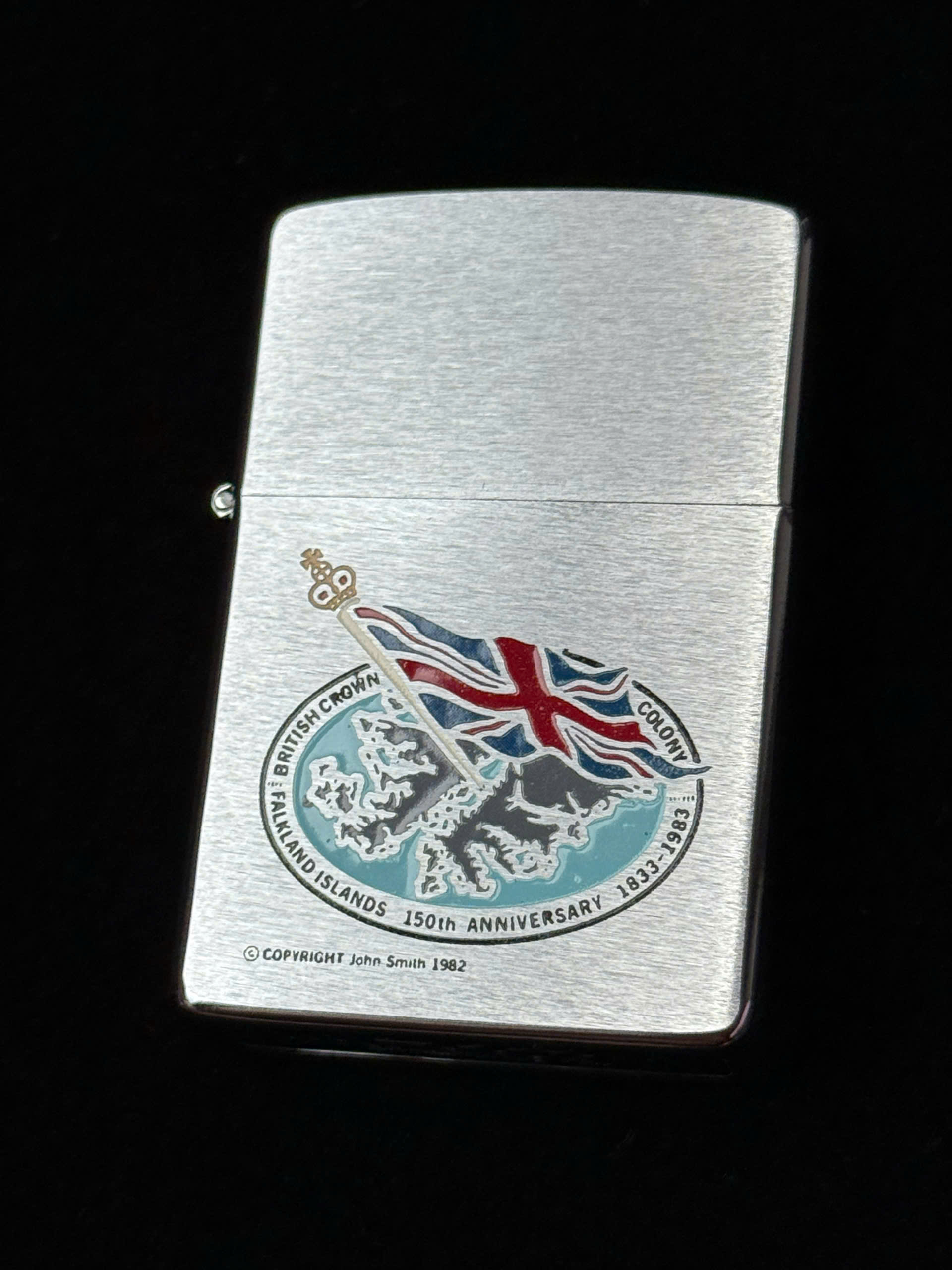 Zippo Kỷ Niệm 150 Năm Quần Đảo Falkland