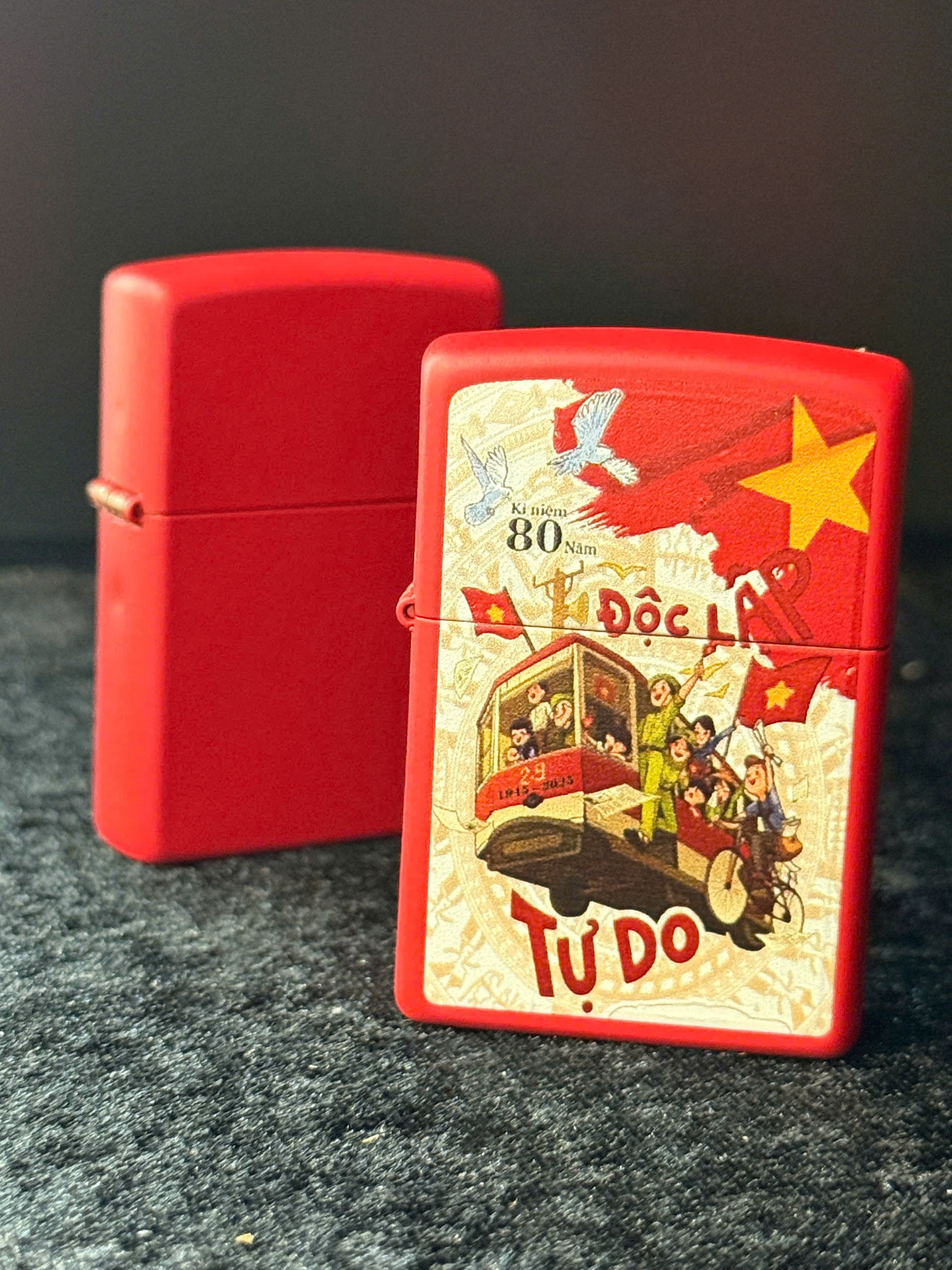 zippo phien ban ky niem 80 nam Quoc Khanh 15