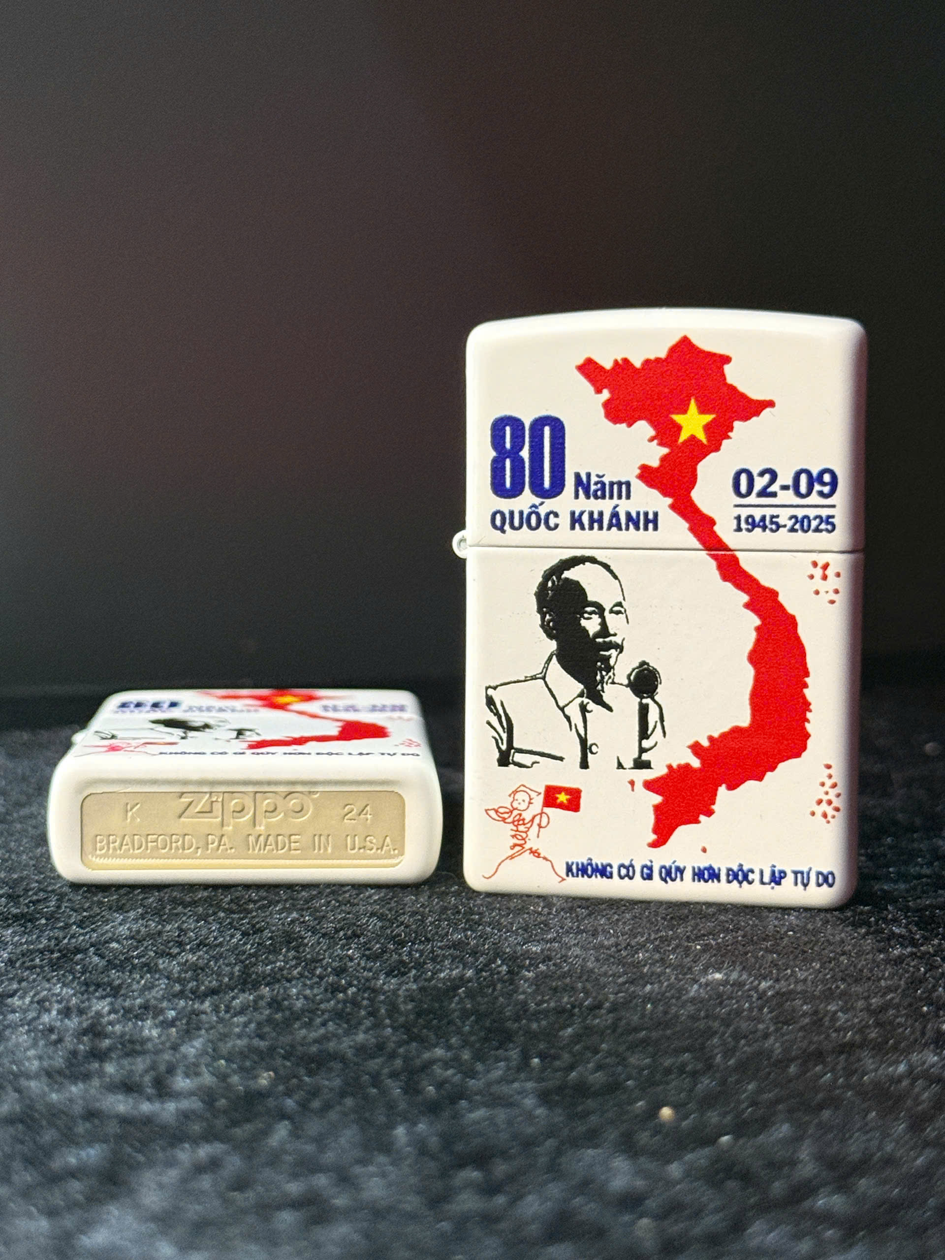 zippo phien ban ky niem 80 nam Quoc Khanh 3