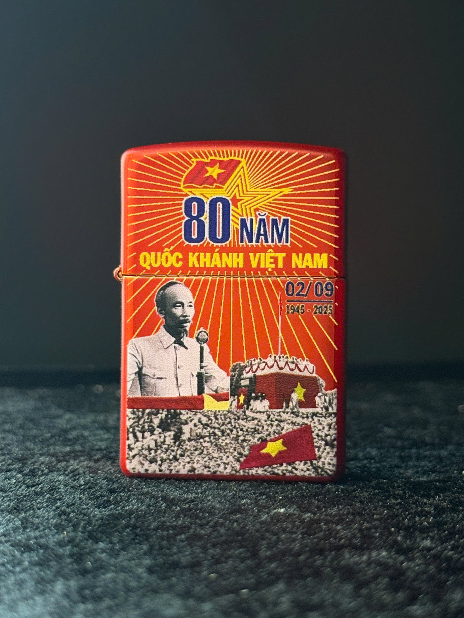 zippo phien ban ky niem 80 nam Quoc Khanh 5