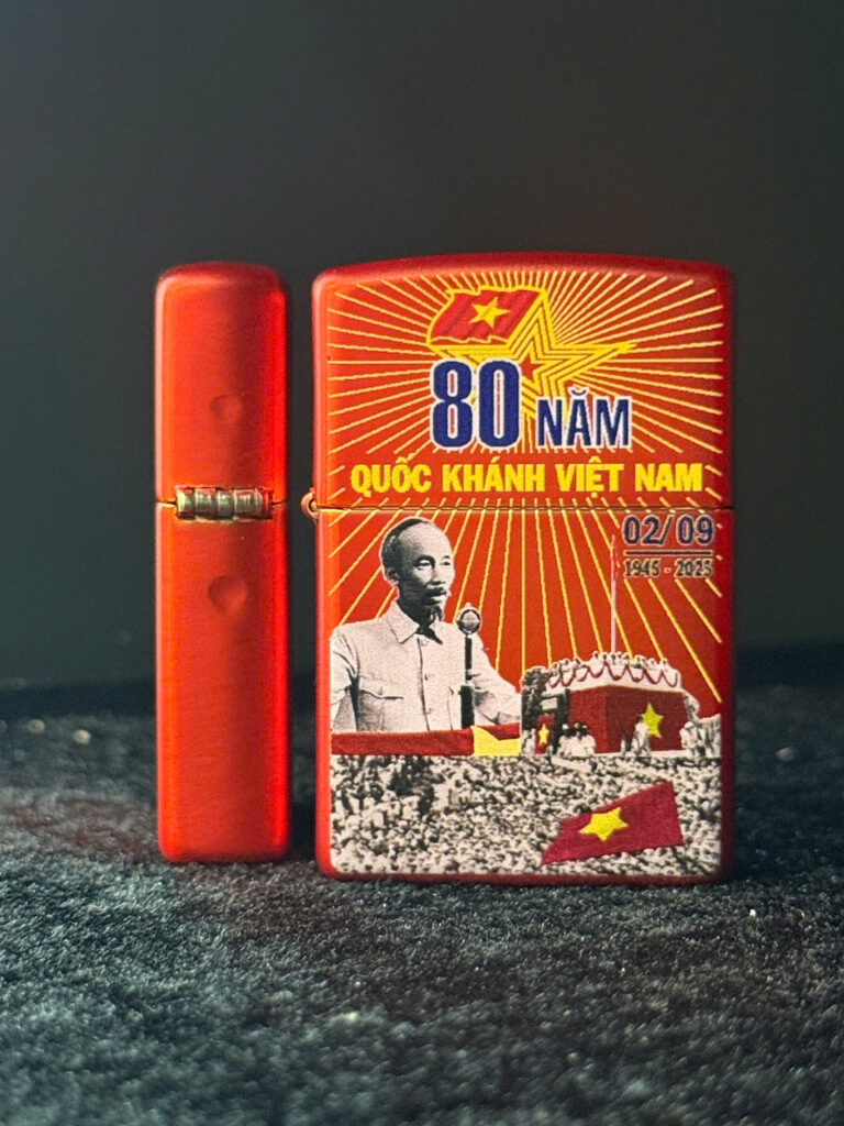 zippo phiên bản kỷ niệm 80 năm Quốc Khánh (7)