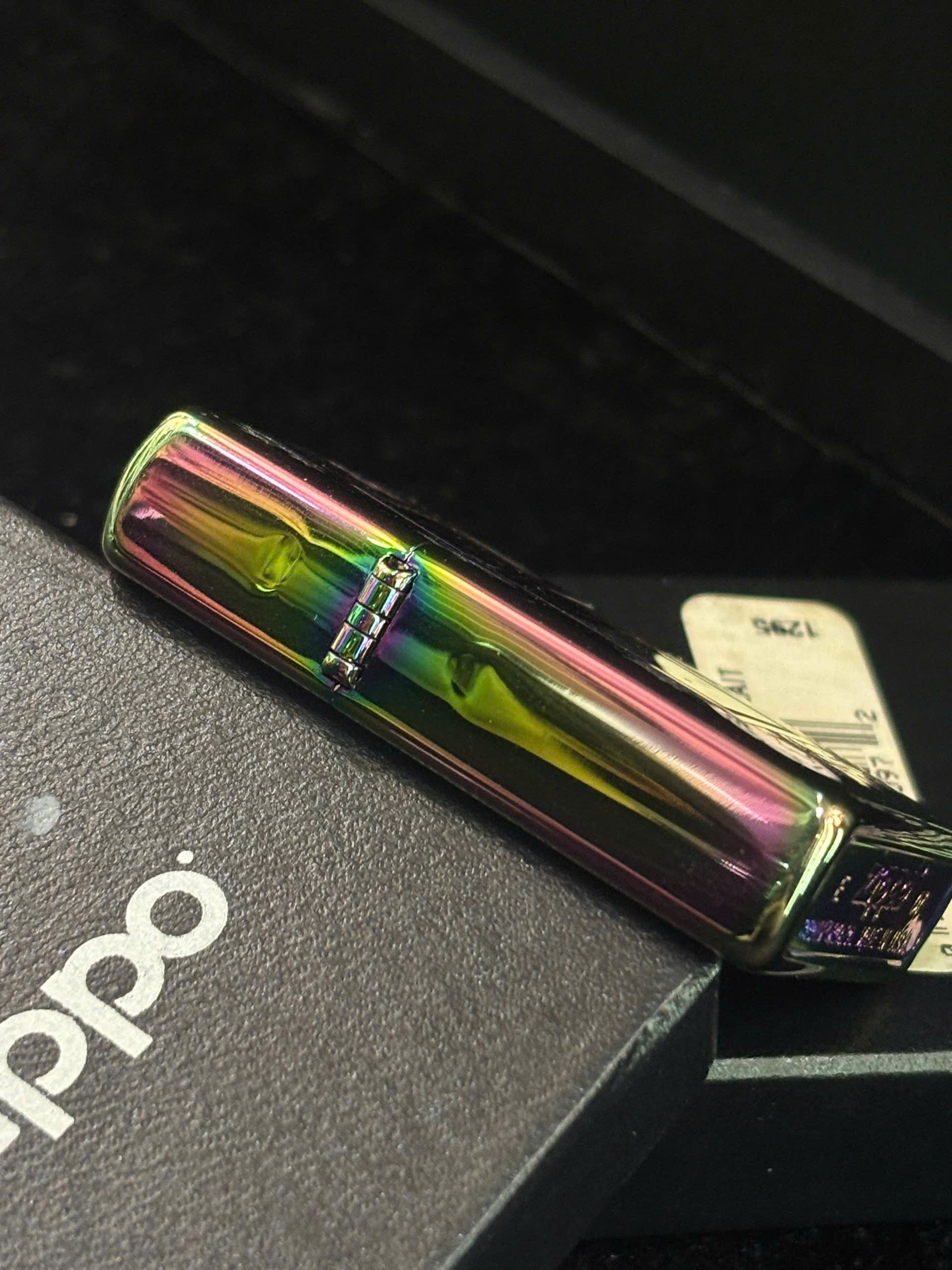 Cùng Zippo9999 tìm hiểu chi tiết về mộc đáy của bật lửa Zippo 3 1480028722589339976