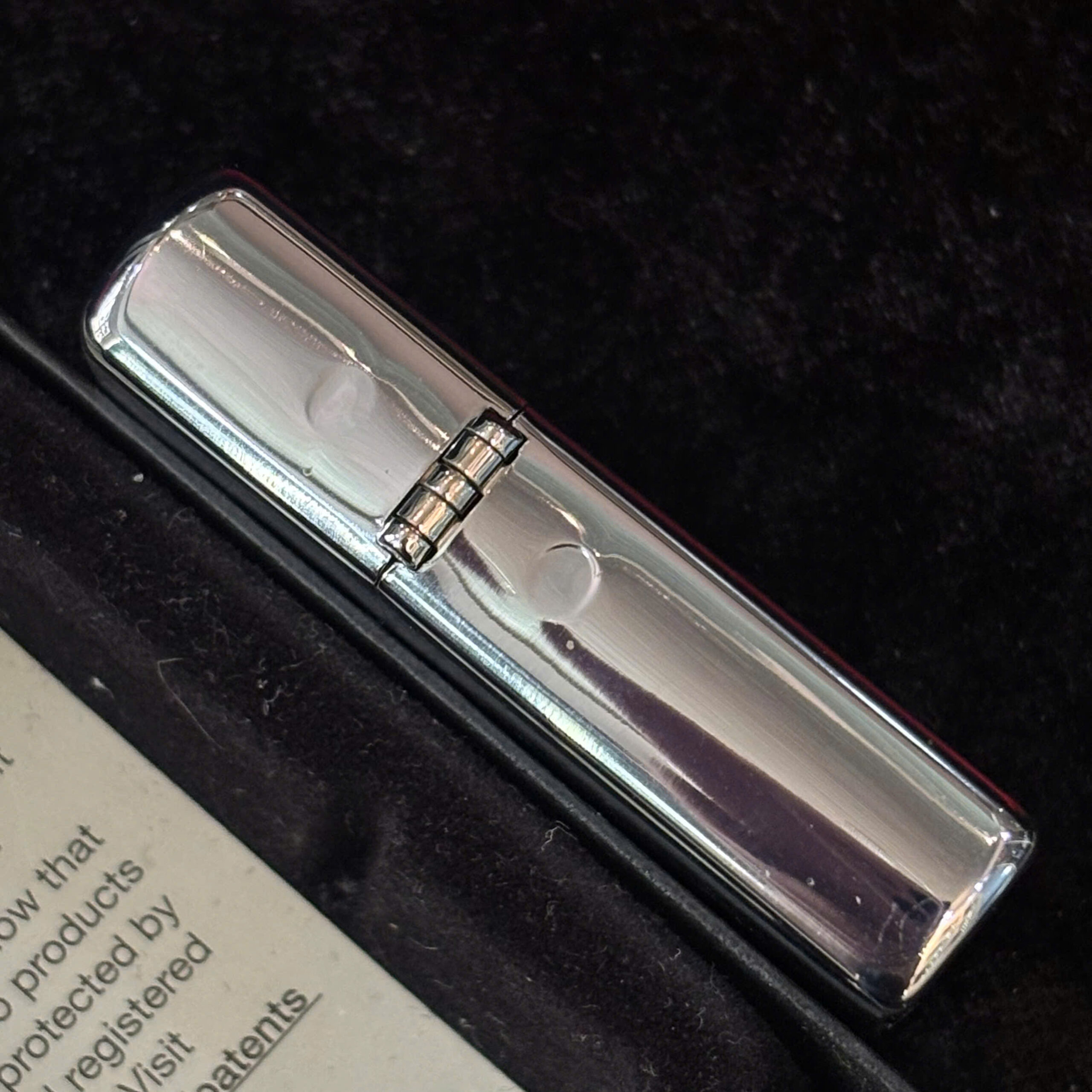 Bản lề của bật lửa Zippo Mỹ là gì? Có những loại bản lề? 2 86af9416d5df588101ce scaled