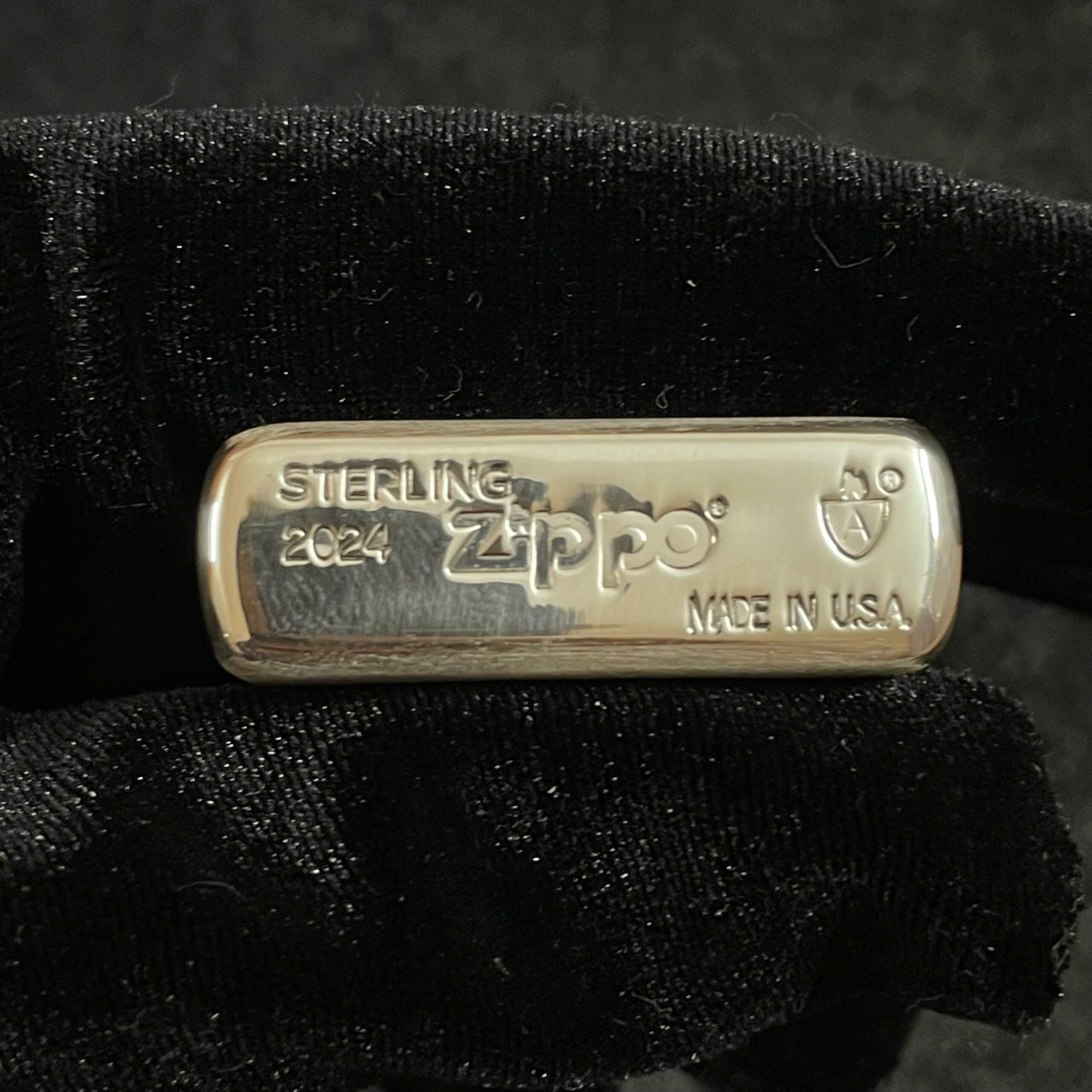 Bat lua zippo khoi bac 1 scaled