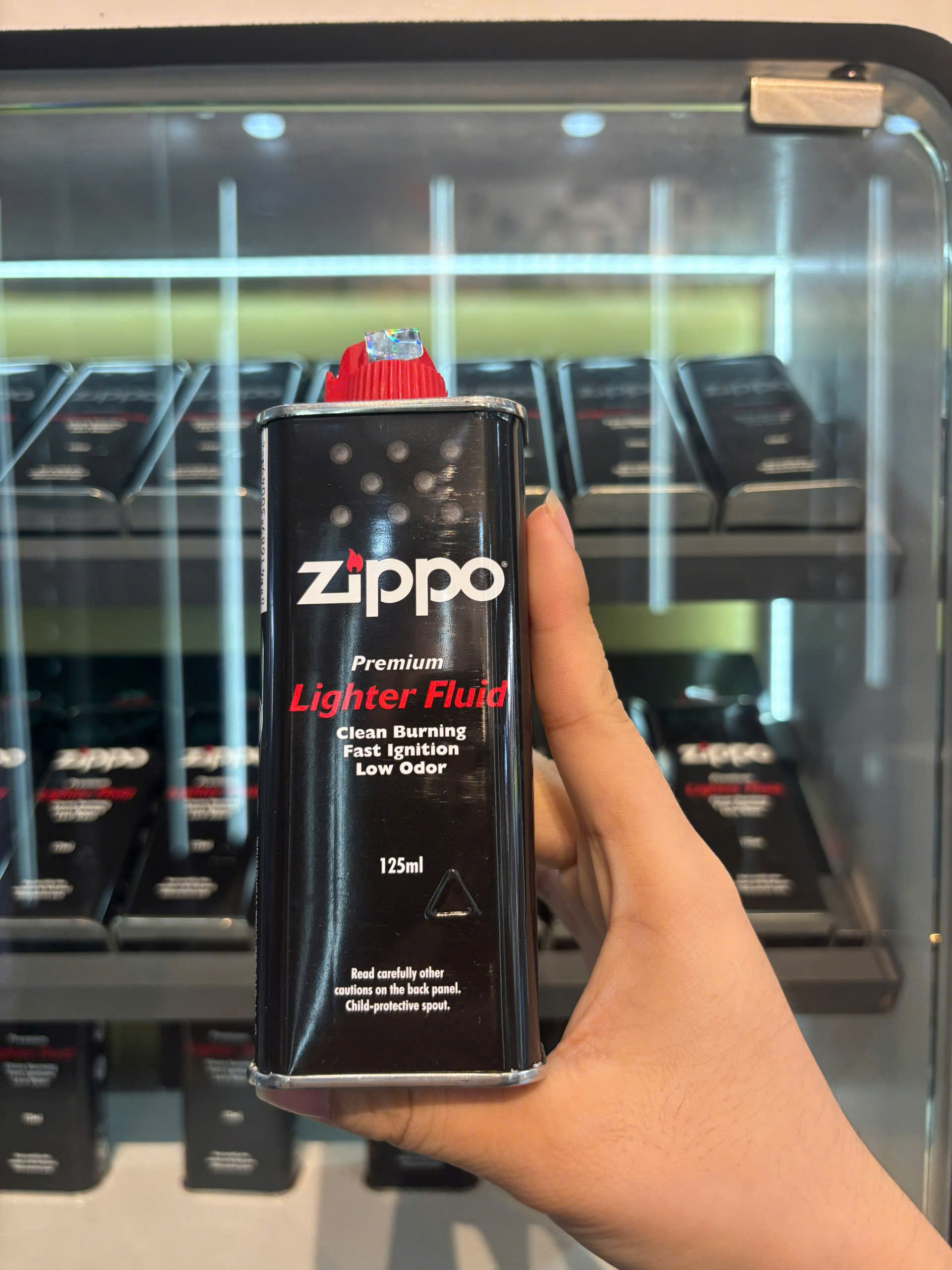 Xang zippo chinh hang 4