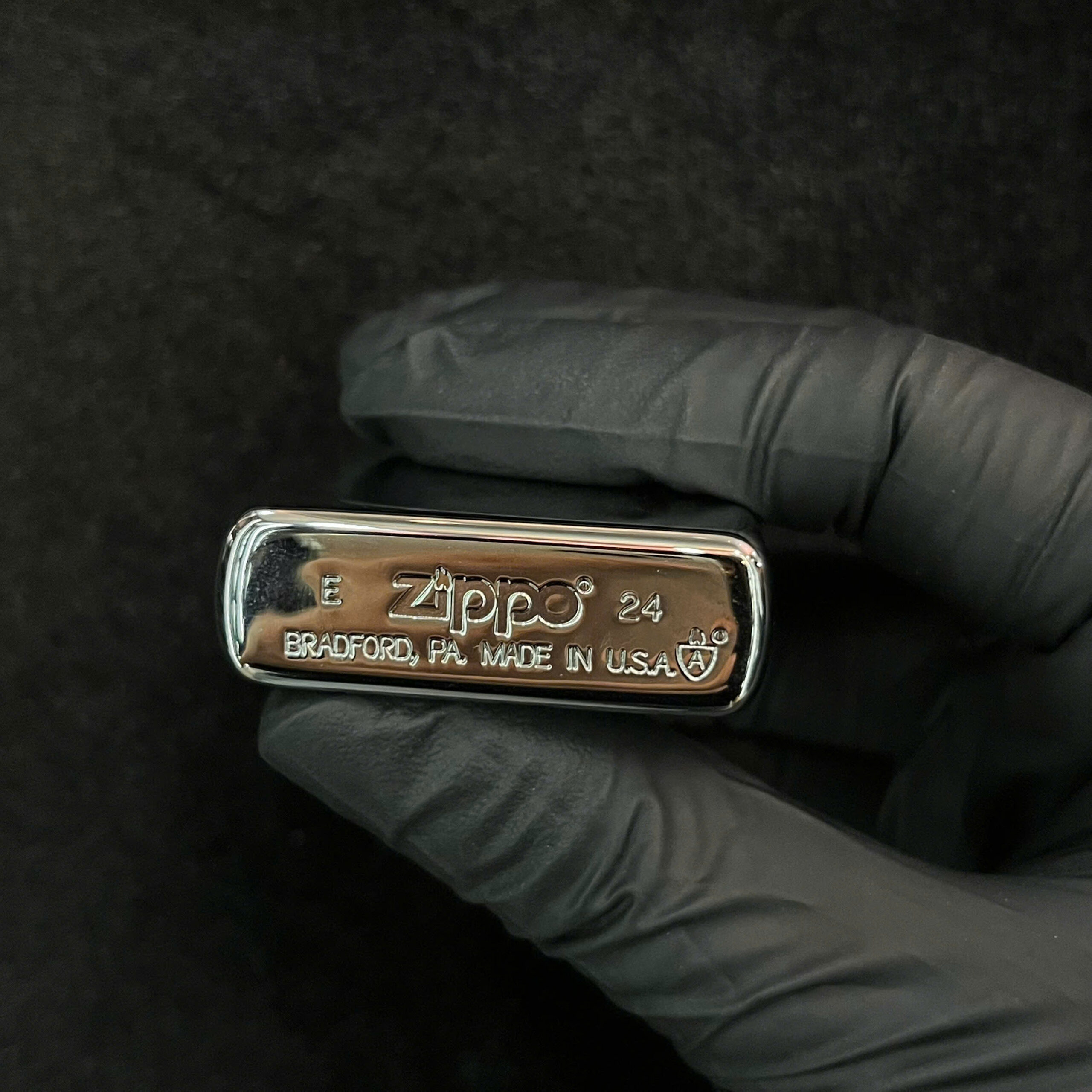 Zippo làm quà tặng đặc biệt cho phái mạnh 14 Zippo lam qua tang 13 scaled