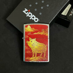 Bật lửa zippo in chủ đề 12 con giáp mẫu con hợi mẫu in zippo9999