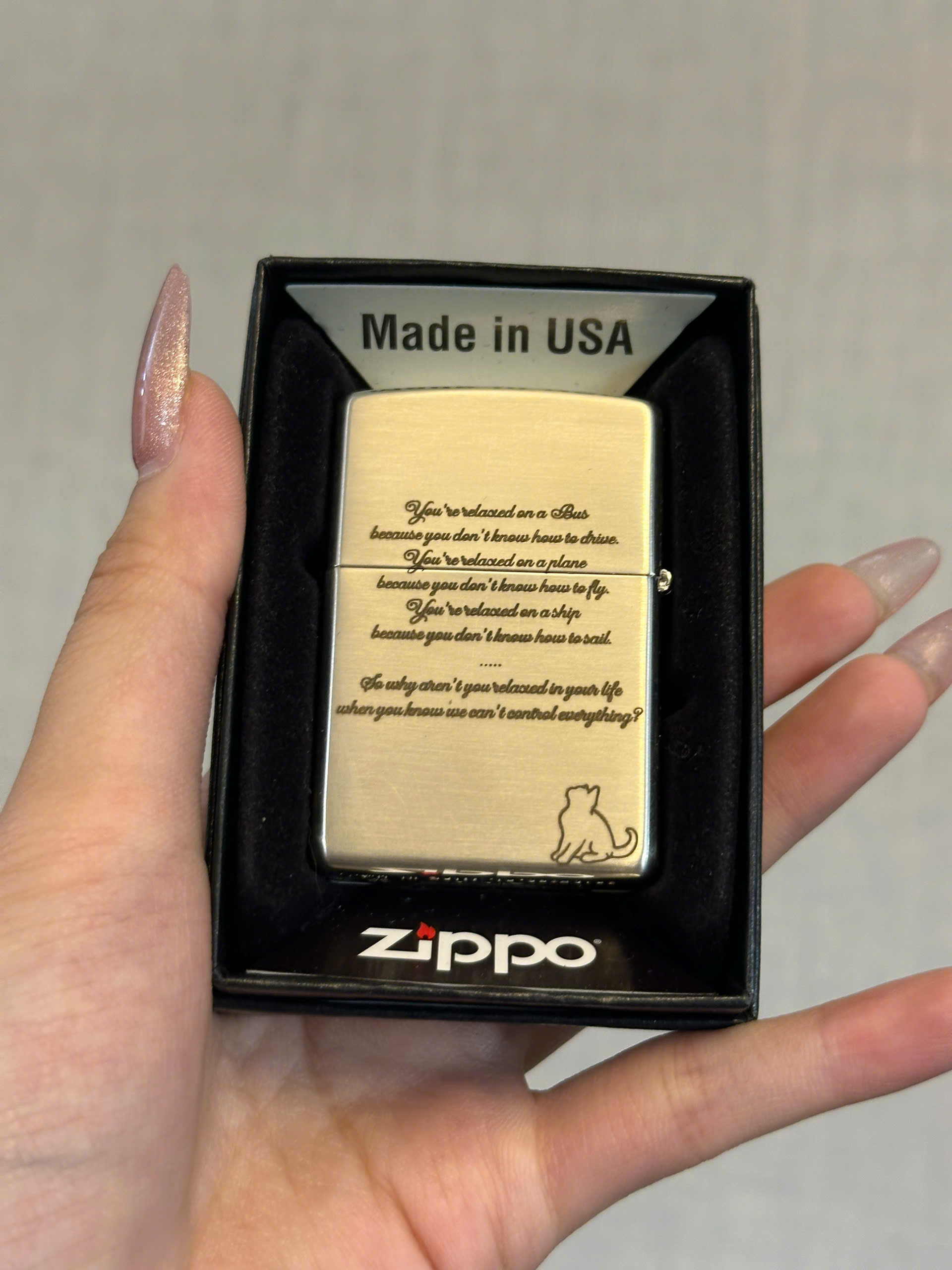 Dịch vụ khắc lời chúc Tết lên bật lửa zippo uy tín tại Sài Gòn 4 Khac Loi Chuc Tet Len Bat Lua Zippo 2