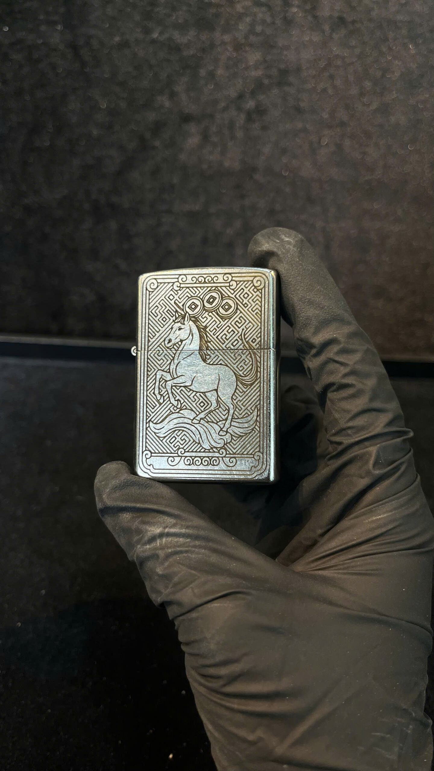 BST bật lửa zippo Ngựa 2026 được săn lùng 5 bat lua Zippo Ngua 2026 1 1 scaled