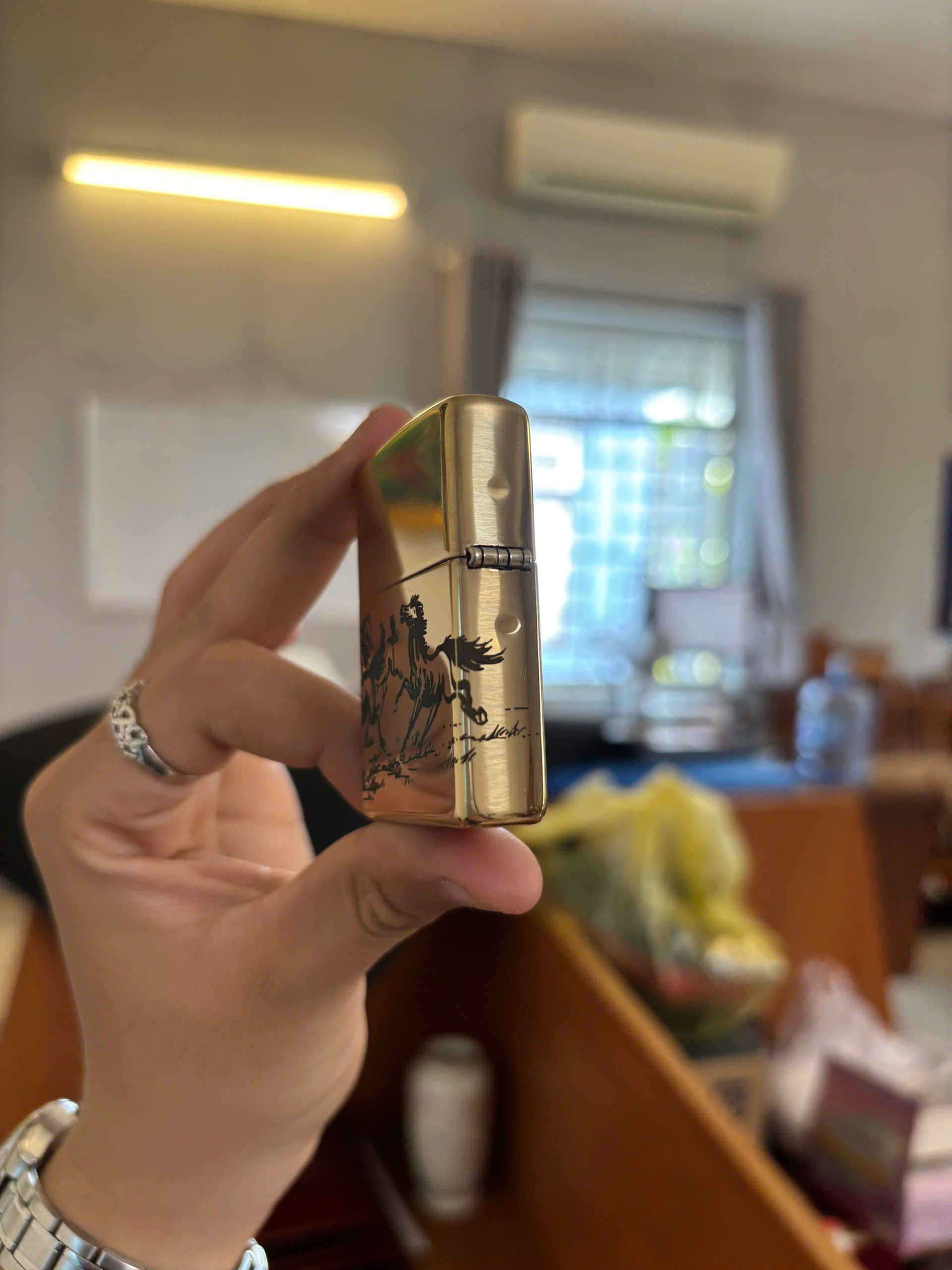 BST bật lửa zippo Ngựa 2026 được săn lùng 4 bat lua Zippo Ngua 2026 2