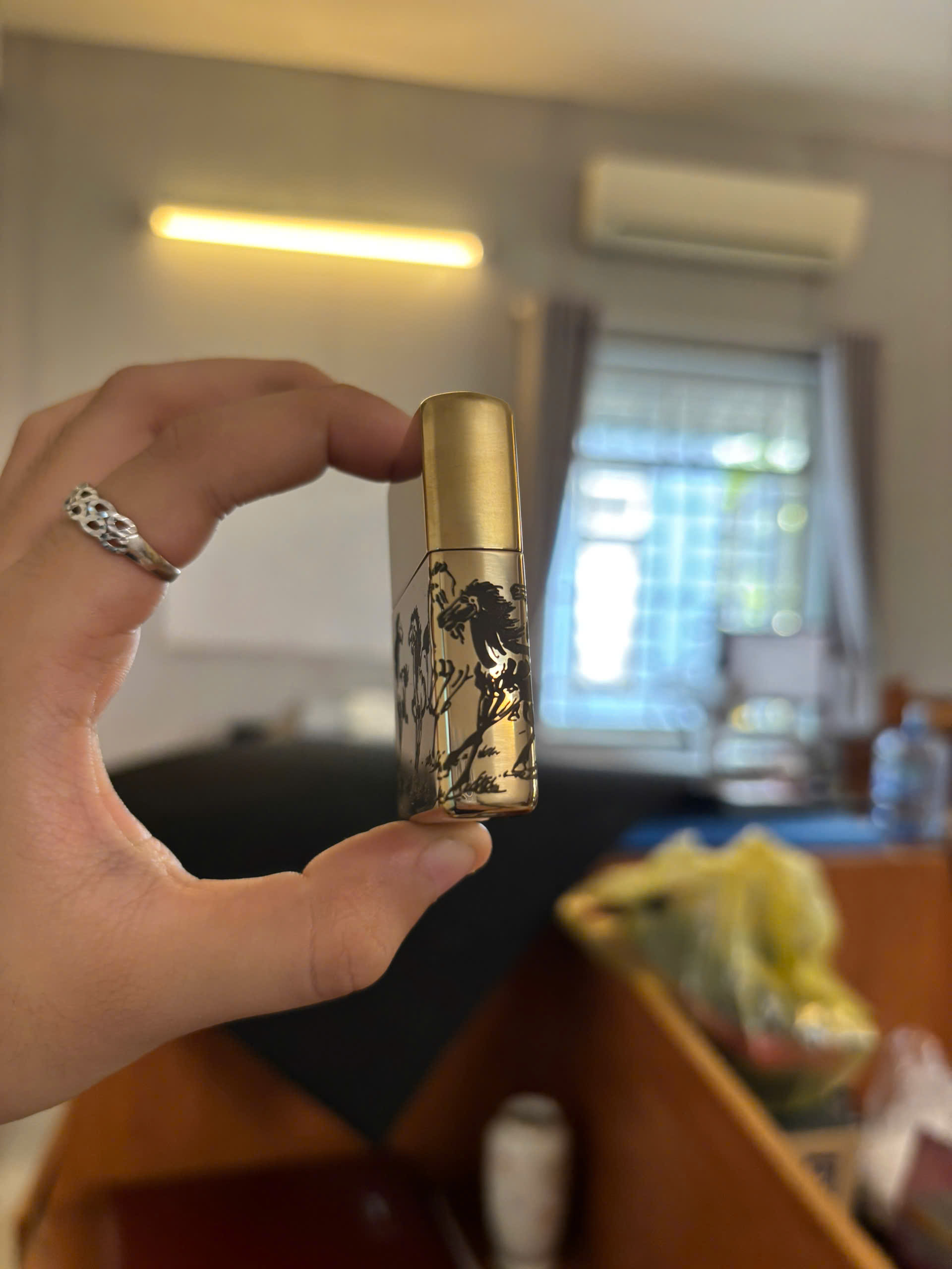 BST bật lửa zippo Ngựa 2026 được săn lùng 3 bat lua Zippo Ngua 2026 3